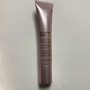 Mary Kay Volu-Firm Eye Renewal Cream